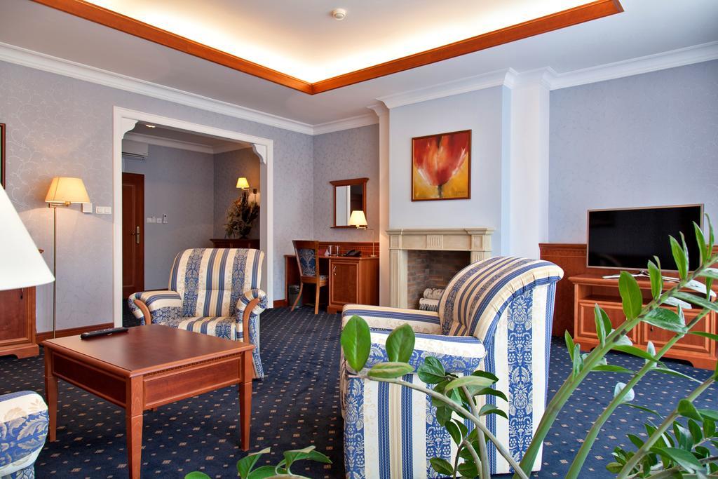 Hotel Sv. Ludmila Skalica Exterior photo